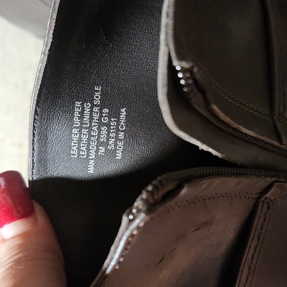 Tory Burch Miller 45MM Heel Bootie Shoes (Dark Brown ) NEW WITH TAGS - Picture 5 of 8